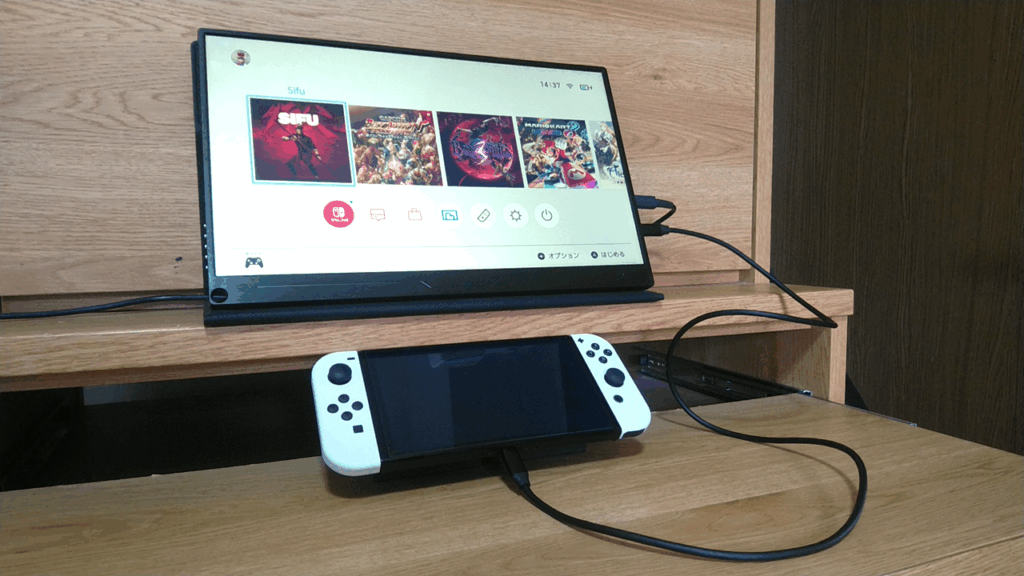 ゲームモニターとスイッチを繋いだ画像